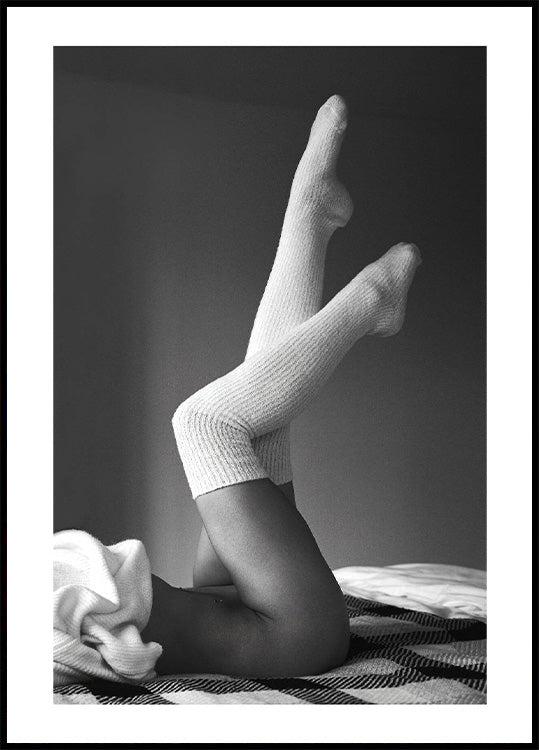Poster „Frauenbeine im Bett“ – Posterbox.no