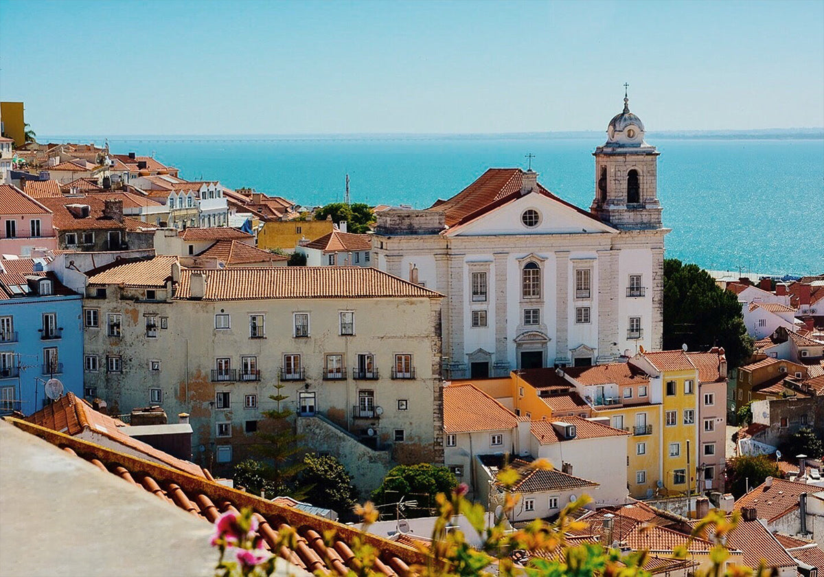 From Lisbon With Love Plakat - Posterbox