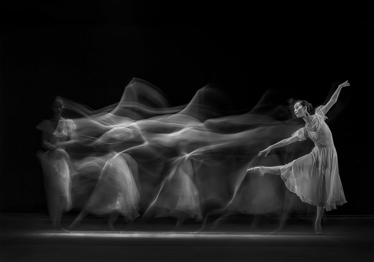 Waves of Balerina - Posterbox