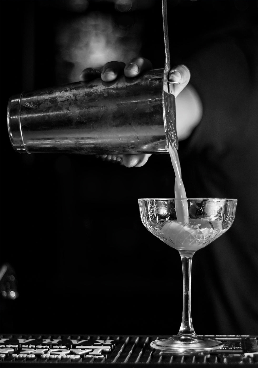 Barkeeper macht ein Cocktail-Poster - Posterbox.dk