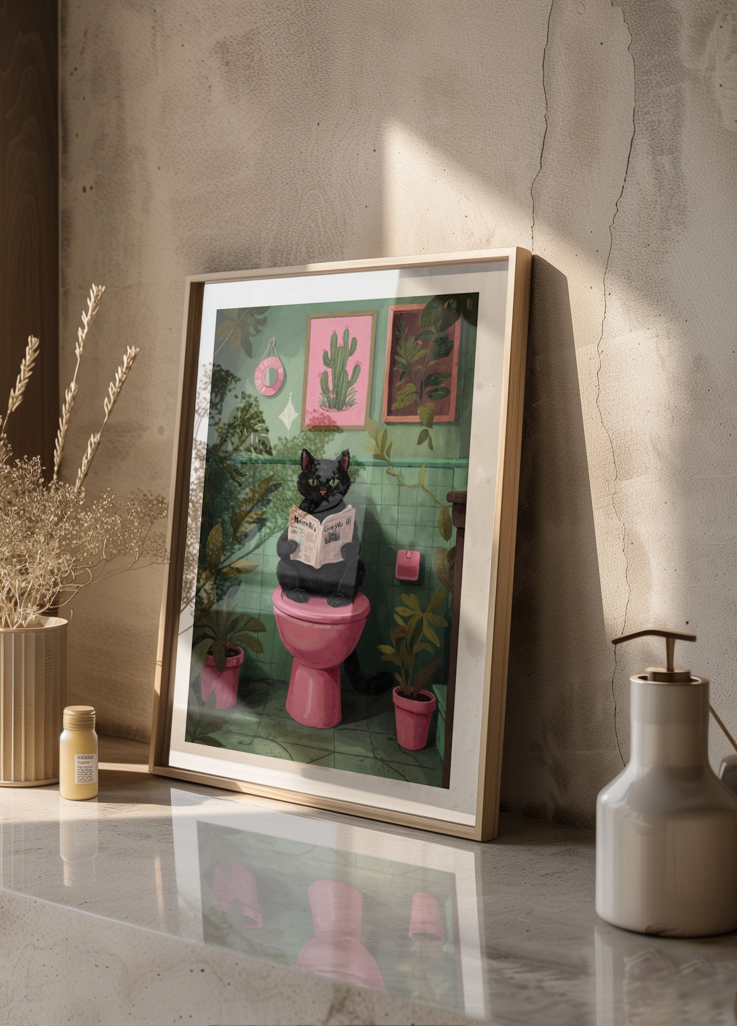 Katze liest im Badezimmer