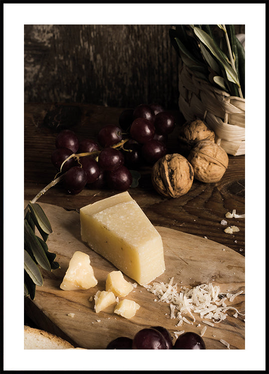 Rustikales Stillleben-Poster mit Käse und Früchten - Posterbox.dk