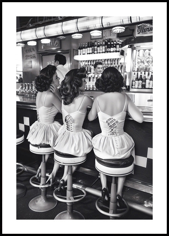 Wandkunst-Poster „Frauen trinken in der Bar“ – Posterbox.dk