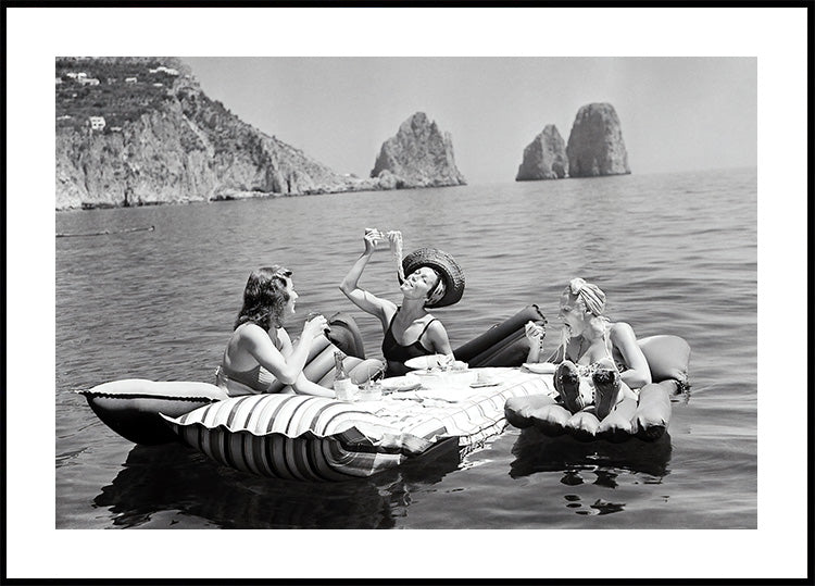 Vintage-Poster „Sommer, Frauen essen Pasta am See“ – Posterbox.dk