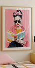Frida Reading Book Plakat - Posterbox