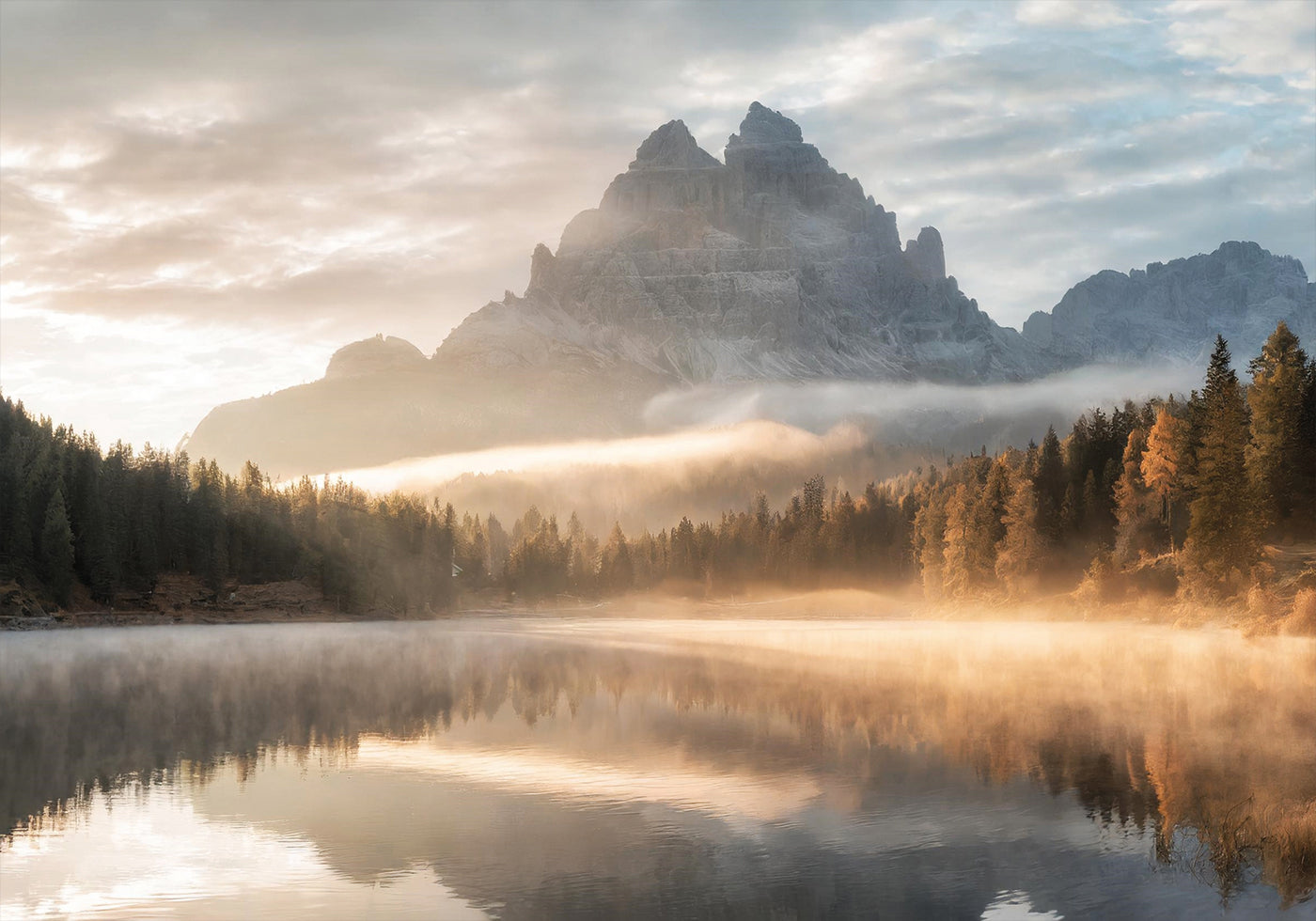 Herbstliches Bergsee-Poster - Posterbox.dk