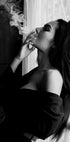 Eleganz in Rauch und Schatten Poster - Posterbox.dk