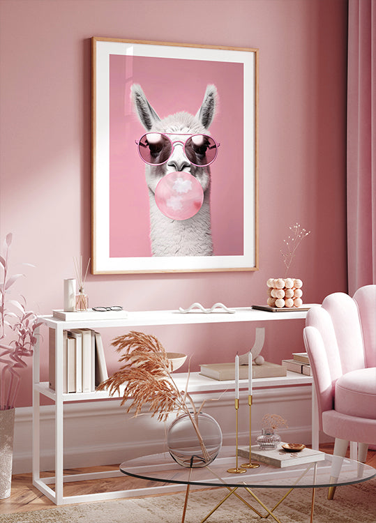 Lama mit Kaugummi-Poster - Posterbox.dk