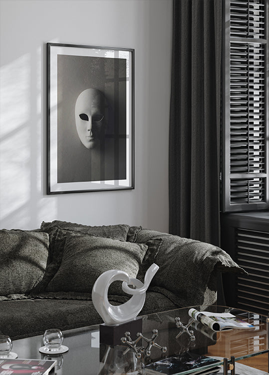 Poster „Maske an der Wand“ - Posterbox.dk
