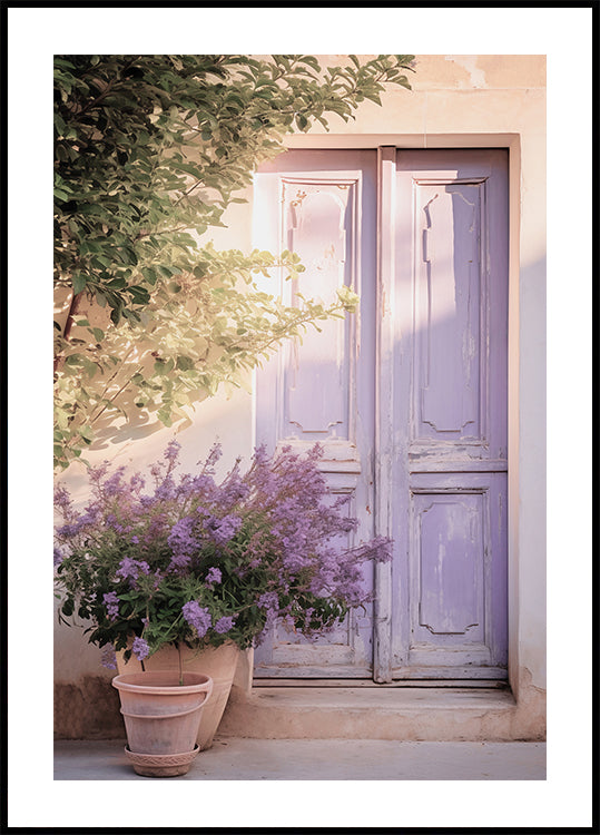 Lila Tür mit Blumen Poster - Posterbox.dk