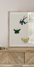 Schwalbe und Schmetterlinge Druck, Taguchi Tomoki Japanisches Kunstposter - Posterbox.dk