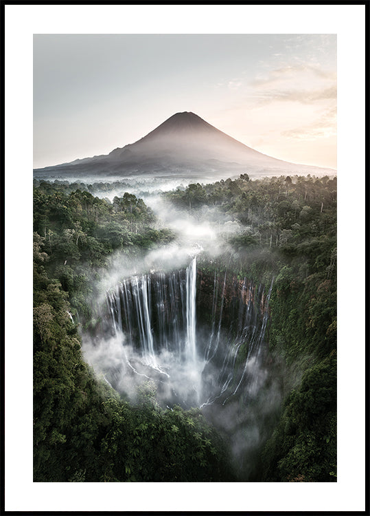 Tumpak Sewu Wasserfälle und Mount Semeru Poster - Posterbox.dk