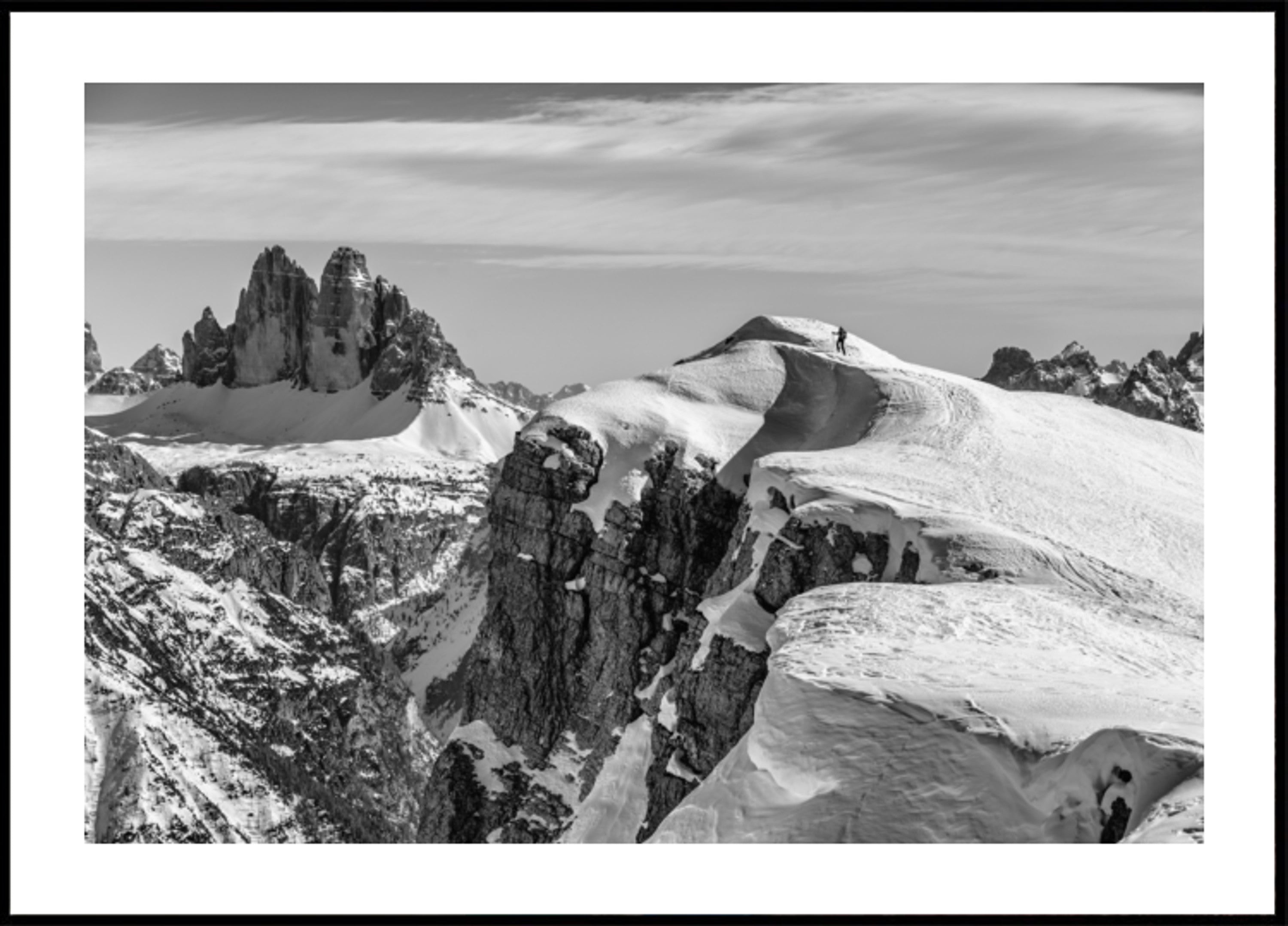 Einsamer Wanderer Snowy Ridge